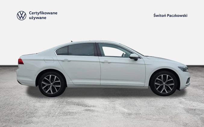 Volkswagen Passat cena 99900 przebieg: 126930, rok produkcji 2019 z Ełk małe 254